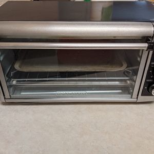 Black Dicker Toaster Oven